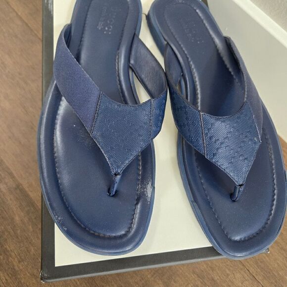 Gucci GG Monogram Leather Sandals /Flip Flops/ Slides shoes size 12 - Picture 4 of 8